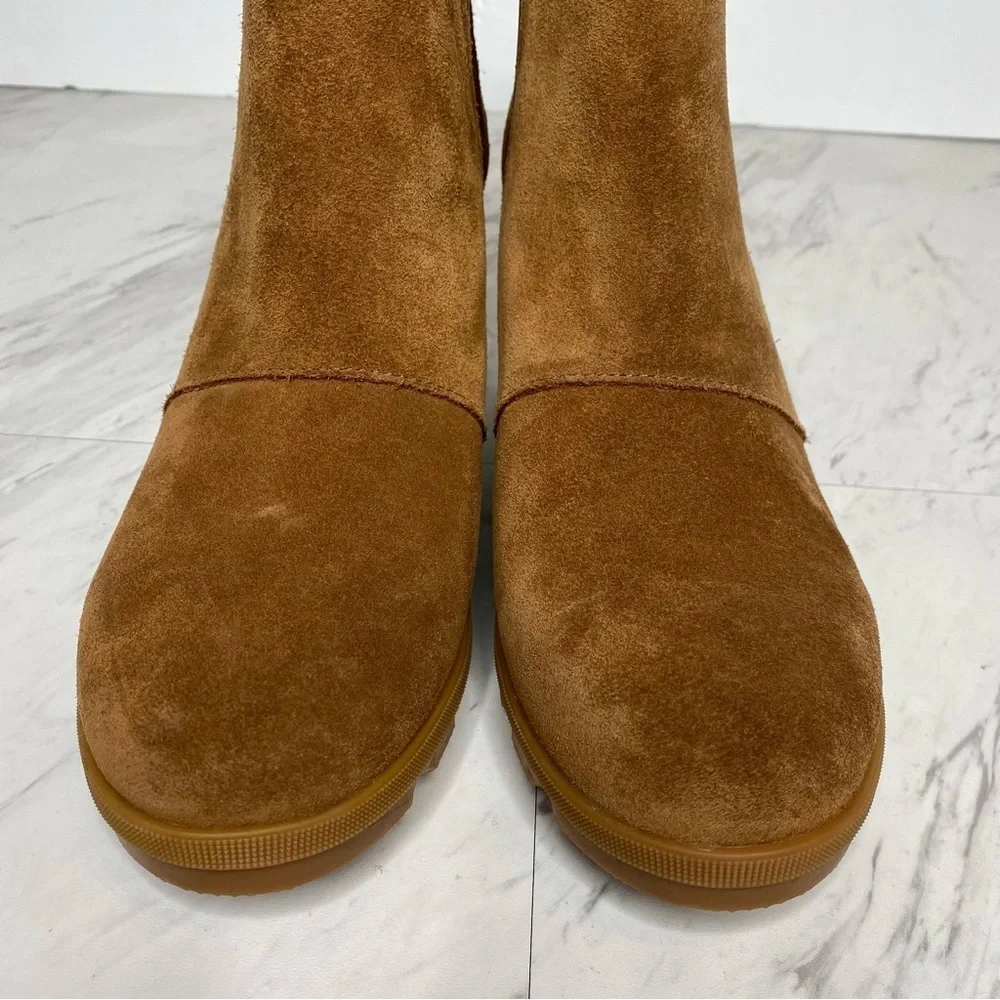 New! Sorel Joan Of Arctic Wedge Chelsea Light Brown Suede Bootie 10 1/2